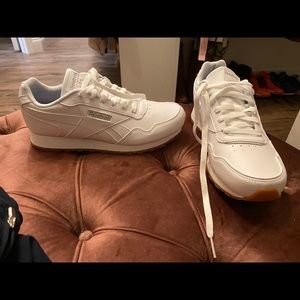 Women’s Reebok Harman classic running shoe